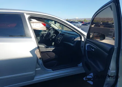 2017 Nissan Altima 2.5 Sv из США, поврежденный, VIN 1N4AL3AP1HC157402